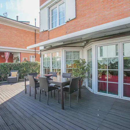 شقة Maison Renee فياريجيو