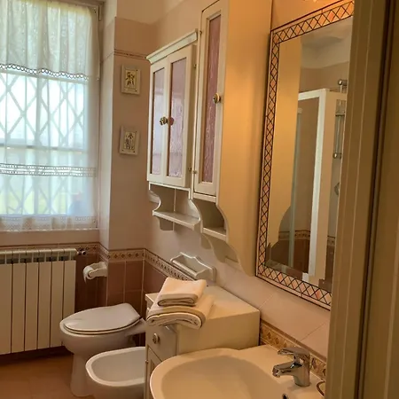 Maison Renee * Viareggio
